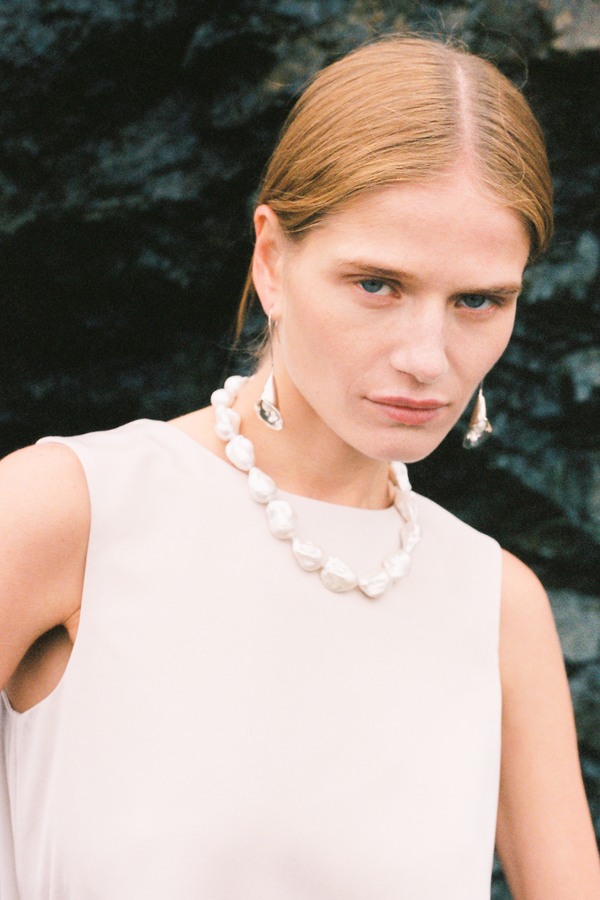 White Baroque Pearl Collar Necklace