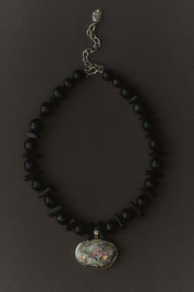 Urchin Necklace Onyx