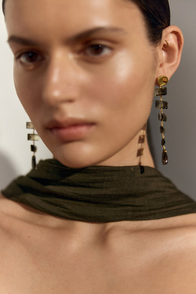 Fishbone Tiered Earrings Quartz