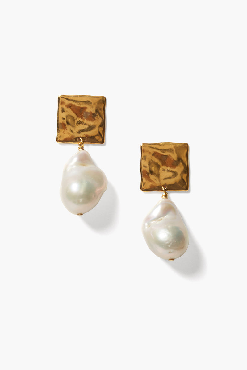 Minerva Earrings Gold White Pearl