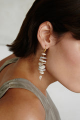 Yuki Drop Earrings White Pearl
