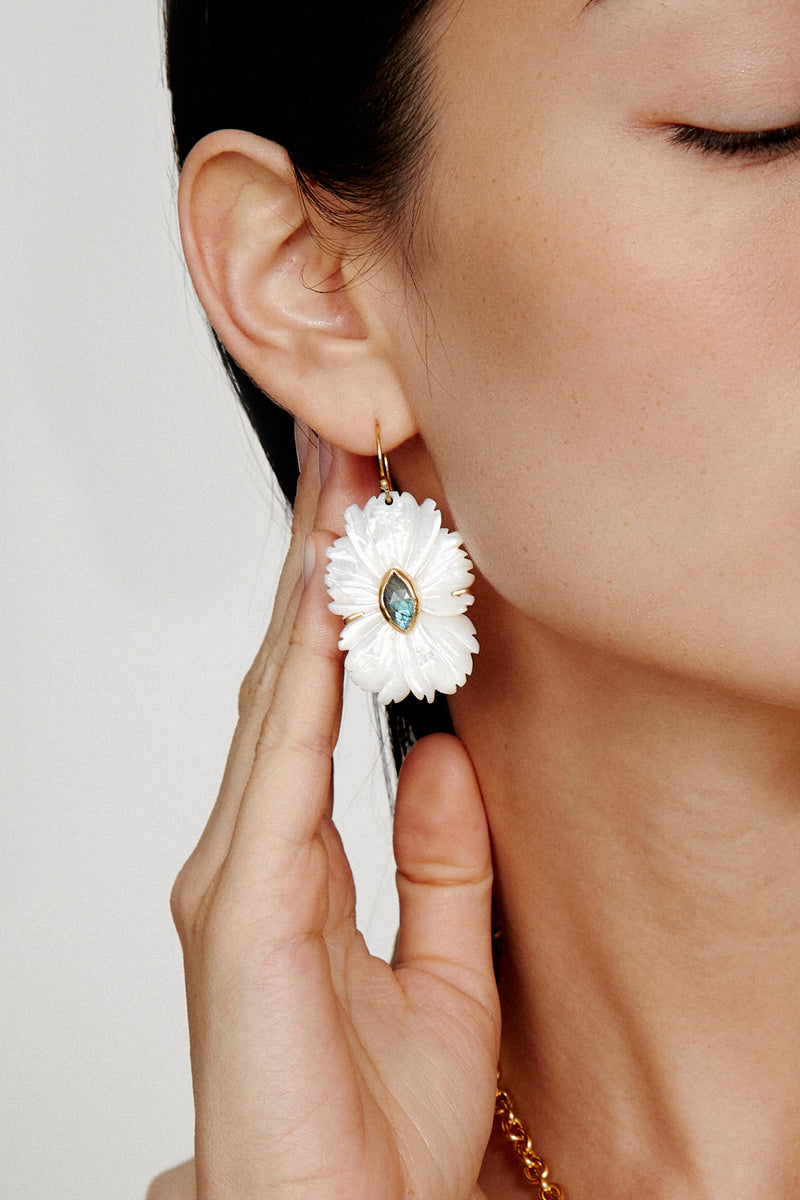 Magnolia Earrings White MOP Mix