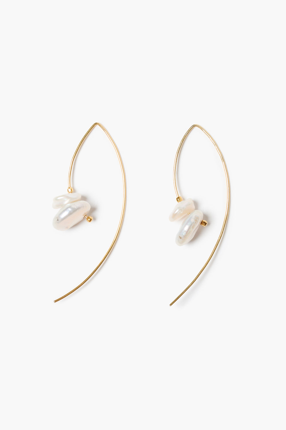 Wire Thread Earrings White Pearl