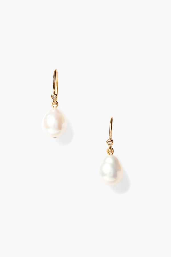 14k Edison Earrings White Pearl