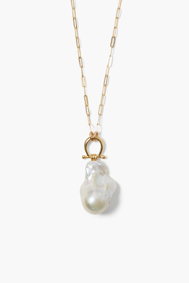 Cheval Pendant Necklace Gold White Pearl