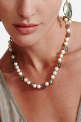 Willa Necklace White Pearl Mix