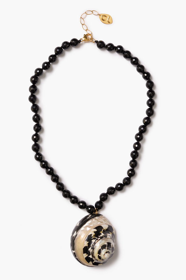 Turbo Shell Necklace Onyx