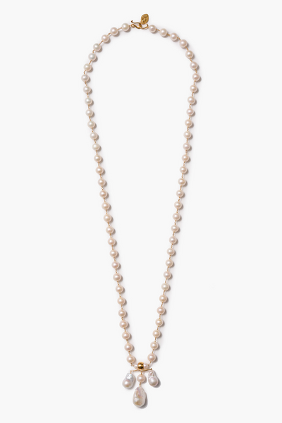 Caroline Necklace White Pearl