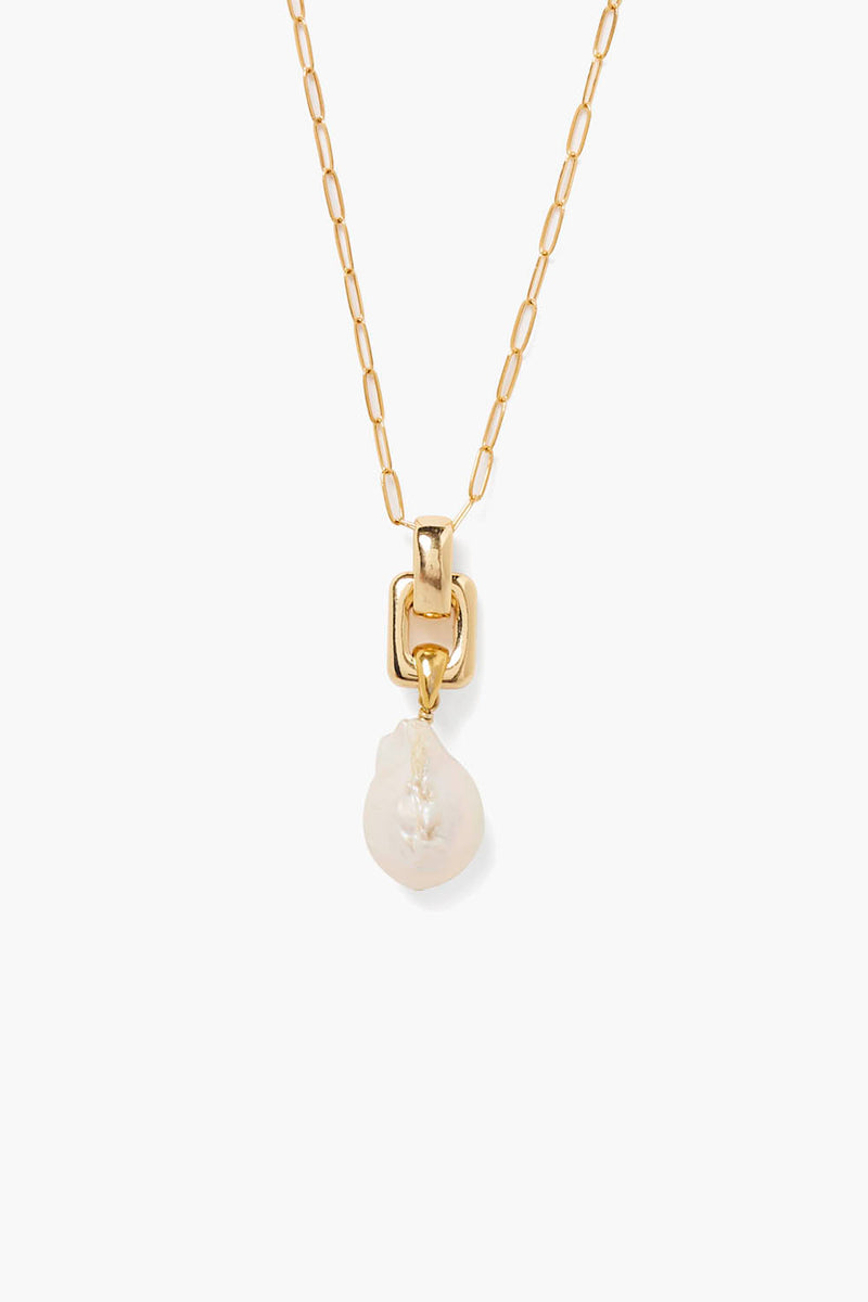 Ellis Necklace White Pearl