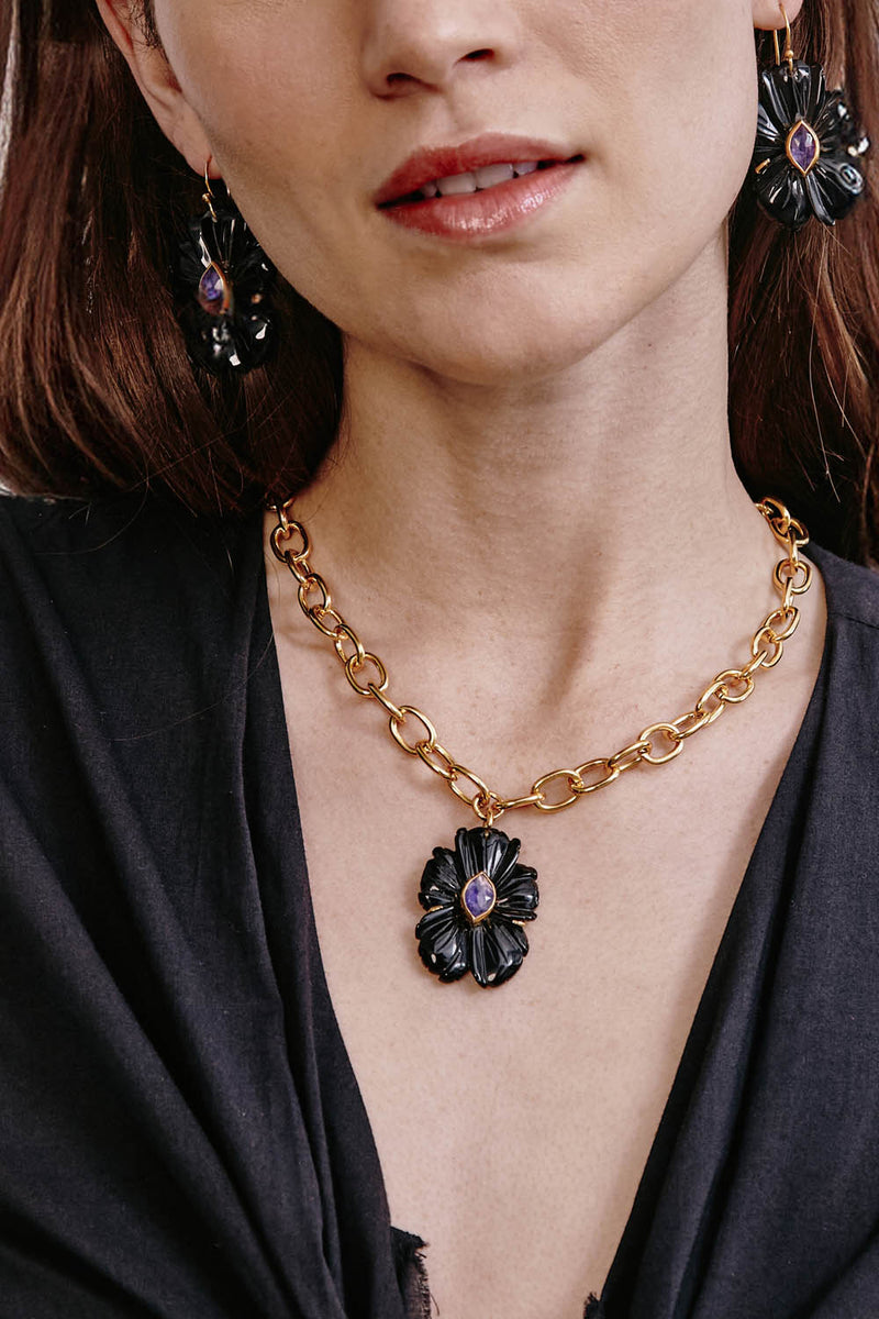 Magnolia Necklace Black Agate