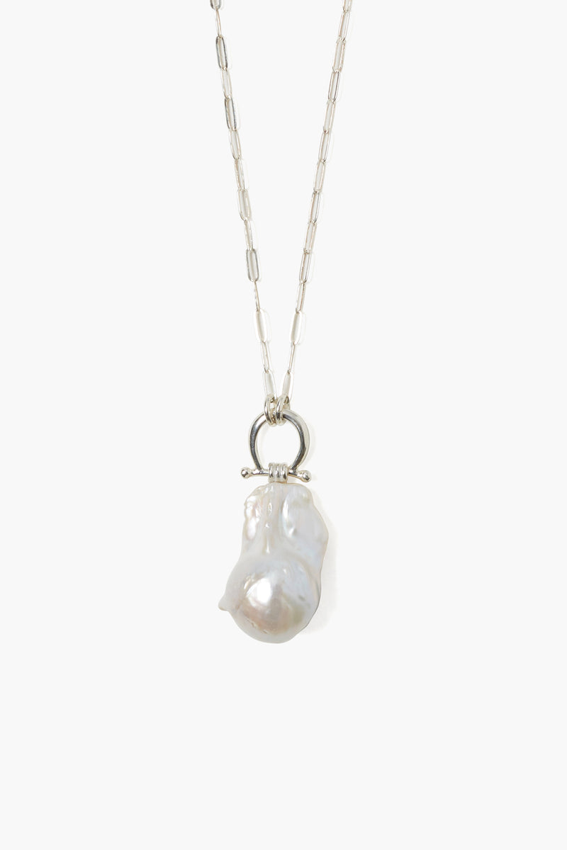 Cheval Pendant Necklace Silver White Pearl
