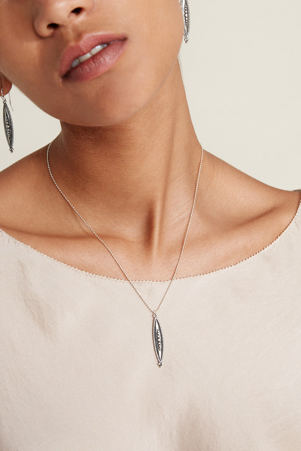 Odessa Necklace Silver – Chan Luu