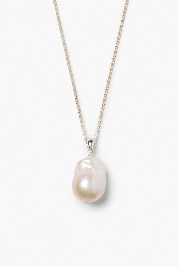 Marguerite Pearl Necklace Silver