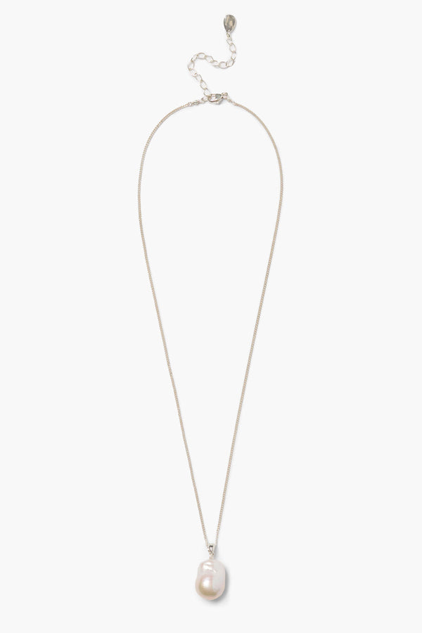 Marguerite Pearl Necklace Silver