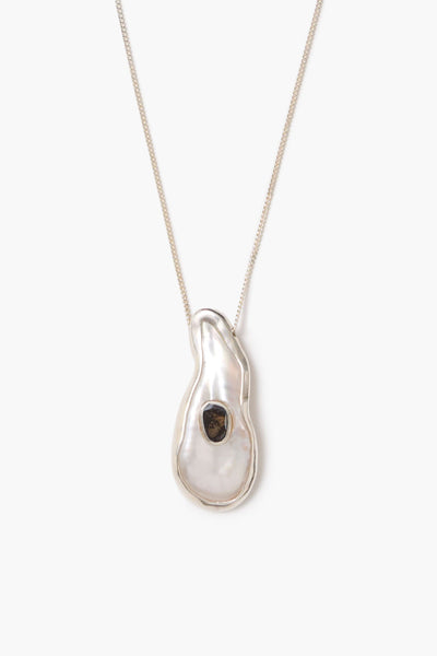 Oasis Necklace White Pearl
