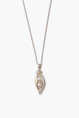 Peapod Necklace Silver