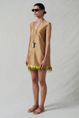 Exaggerated Dupion Tank Camel