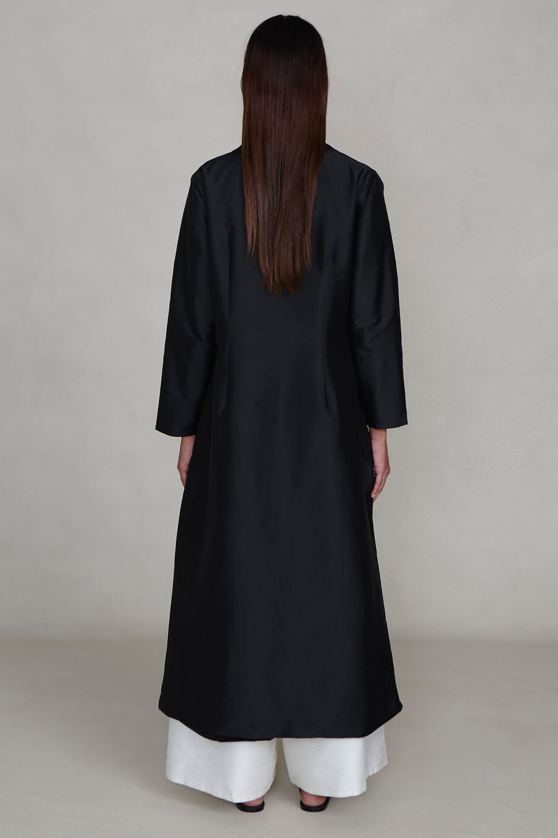 Techno Taffeta Collarless Coat Black