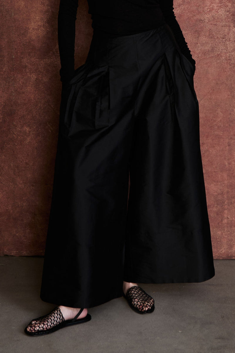 Techno Taffeta Ultra Wide Leg Trouser Black