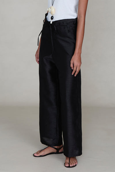 Techno Dupion Straight Leg Pant Black
