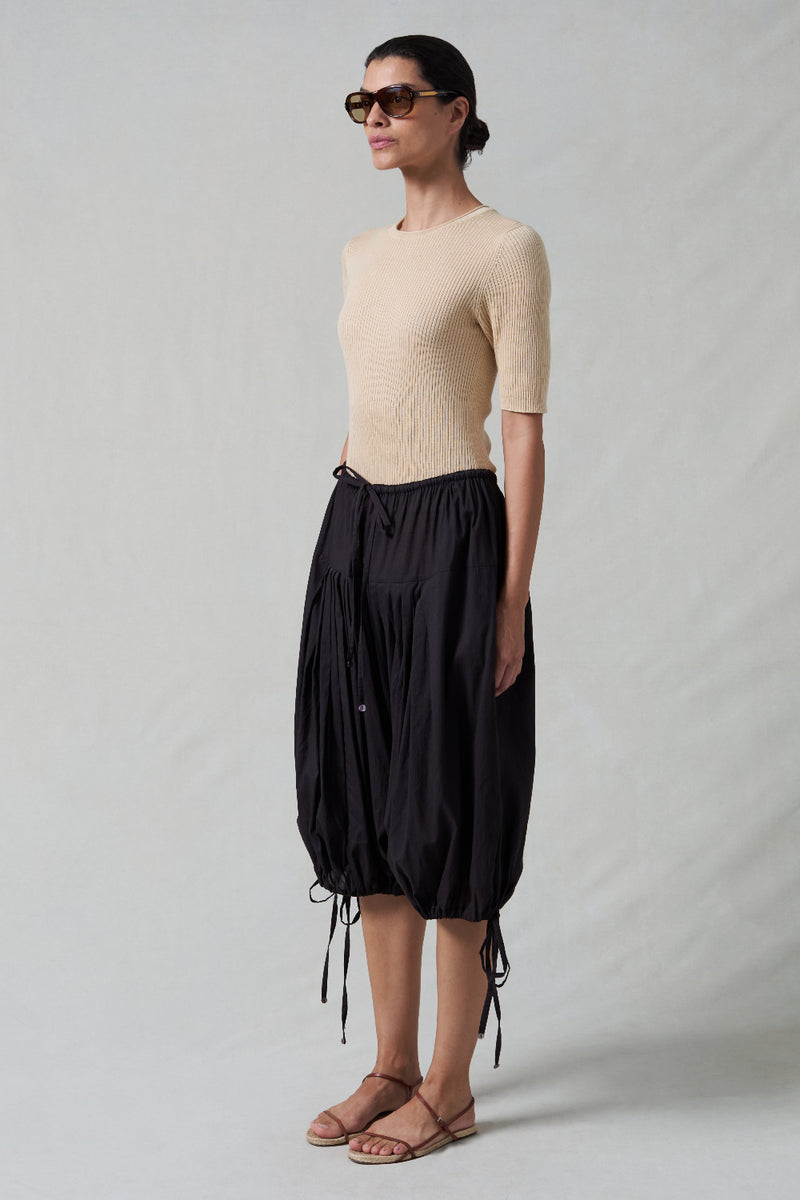 Million Pleats Fisherman Shorts Black