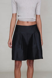 Techno Taffeta Long Shorts Black
