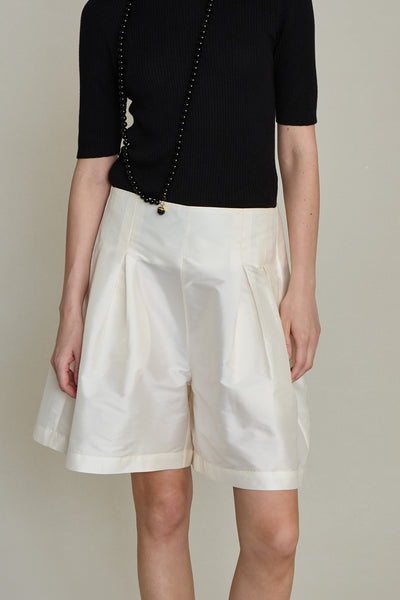 Techno Taffeta Long Shorts Pearl