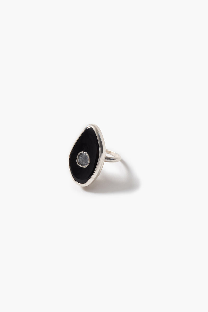 Oasis Ring Black Horn