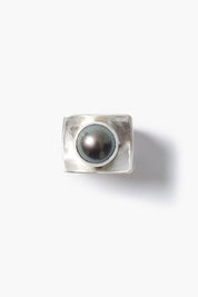 Curve Ring Tahitian Pearl