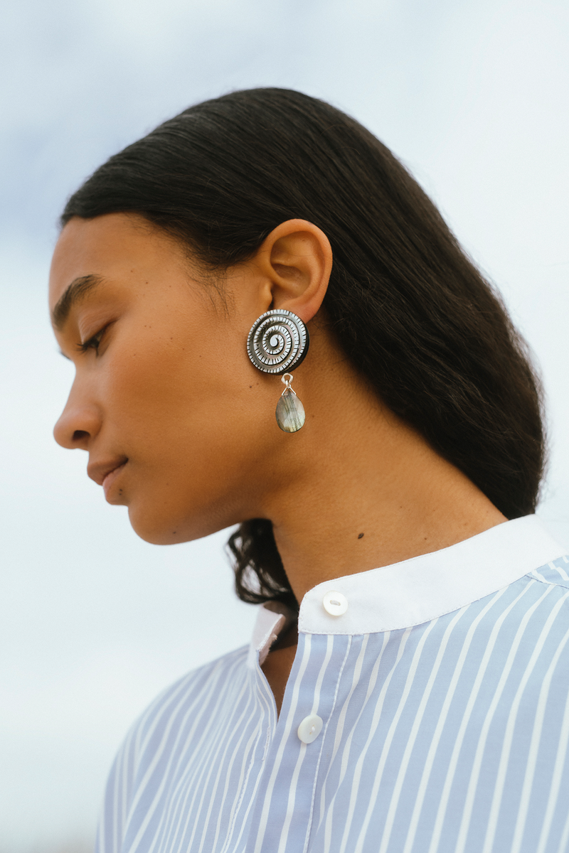 Nautilus Clip-On Earrings Black MOP