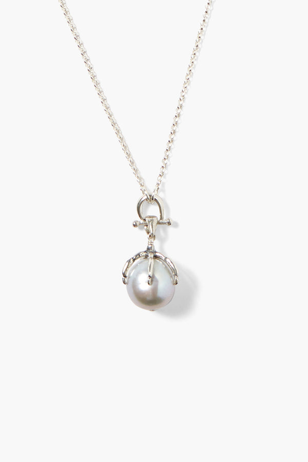 Lark Pendant Necklace Grey Pearl