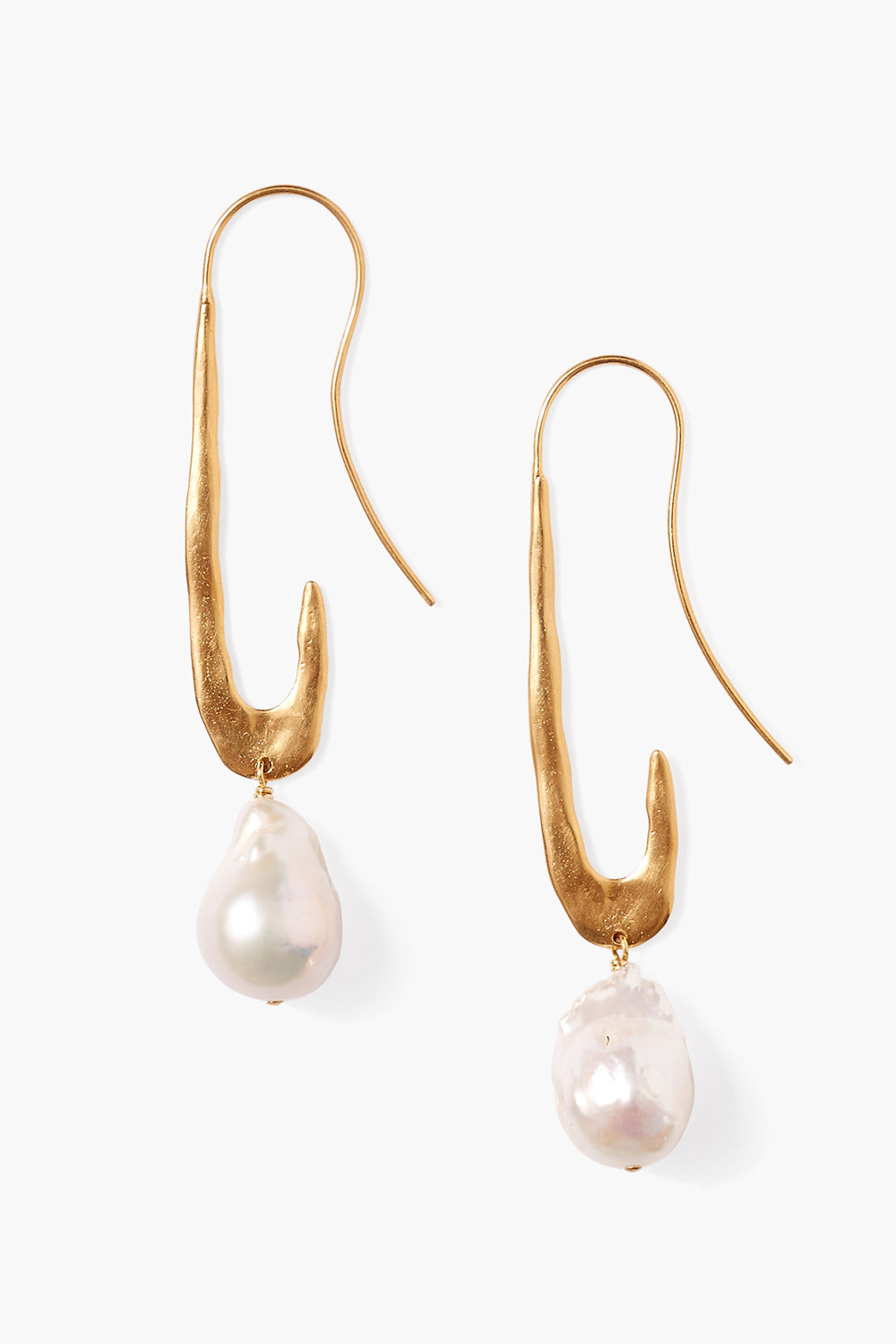 Gala Crescent Pearl Earrings Maxi Gold by Chan Luu | Gold/White Pearl