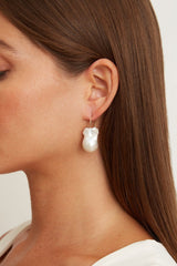 14k White Le Baroque Earrings